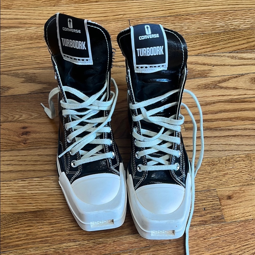 Converse x Rick Owen’s TURBODRK Unisex (Men’s 7.5, Women’s 9.5) DRKSHDW